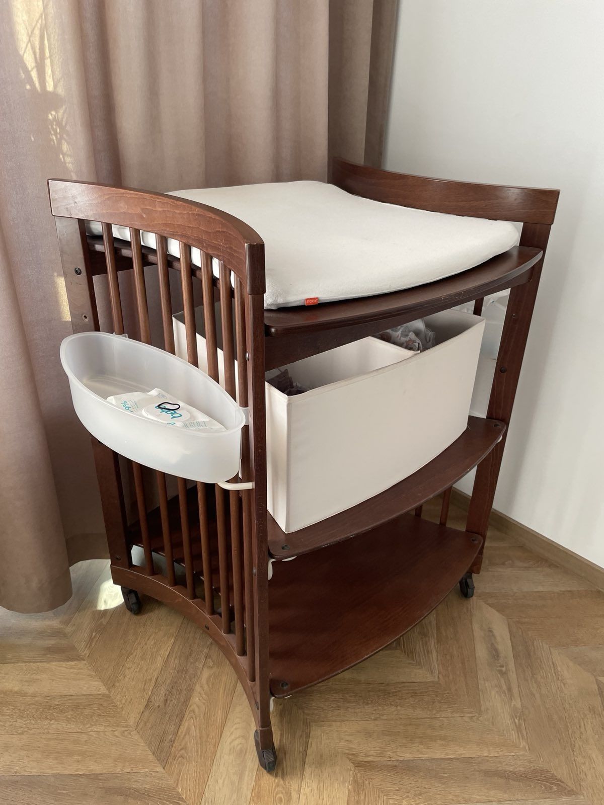 Повивалник Stokke