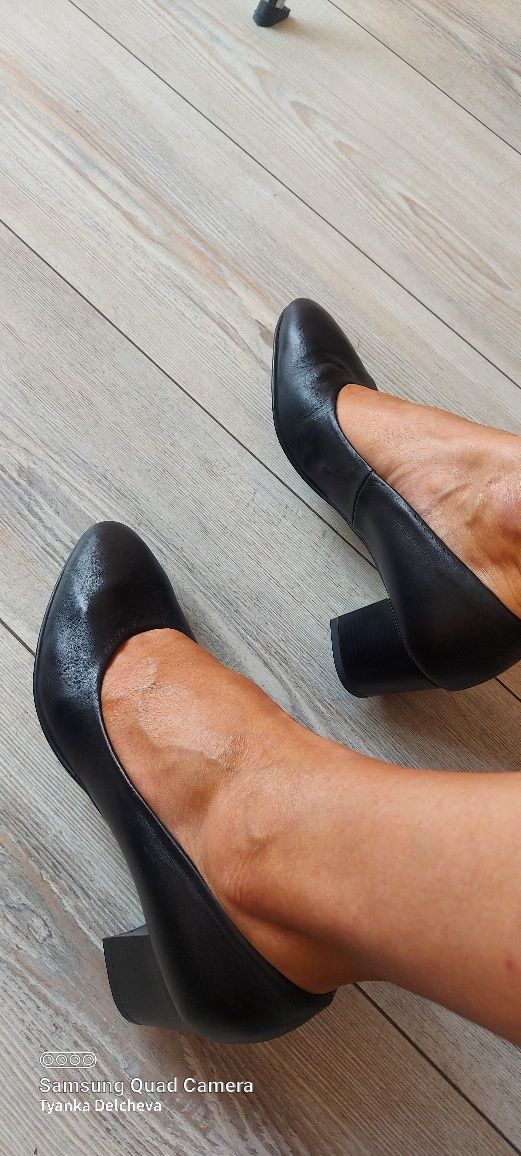 Дамски ежедневни обувки на ток черни
