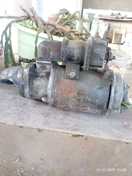 Продам стартер на зил130