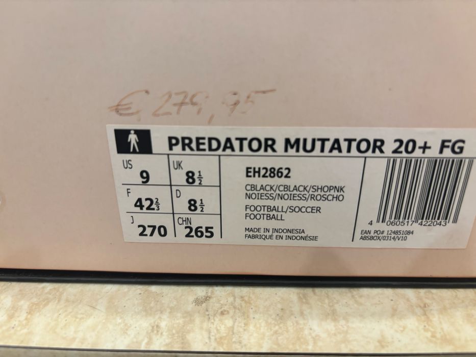 Футболни бутонки Adidas  42 2/3