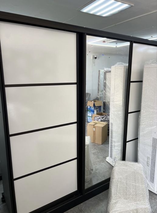 Продам шкаф купе размеры 2200 на 2450