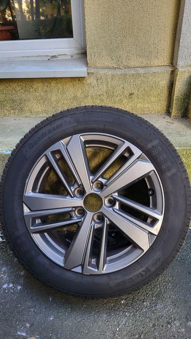Jante originale Peugeot model 2022 5x108 r16 cu anvelope NOI
