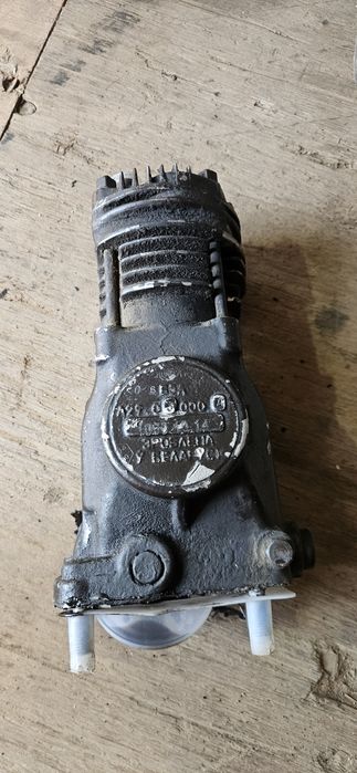 Продам компрессос