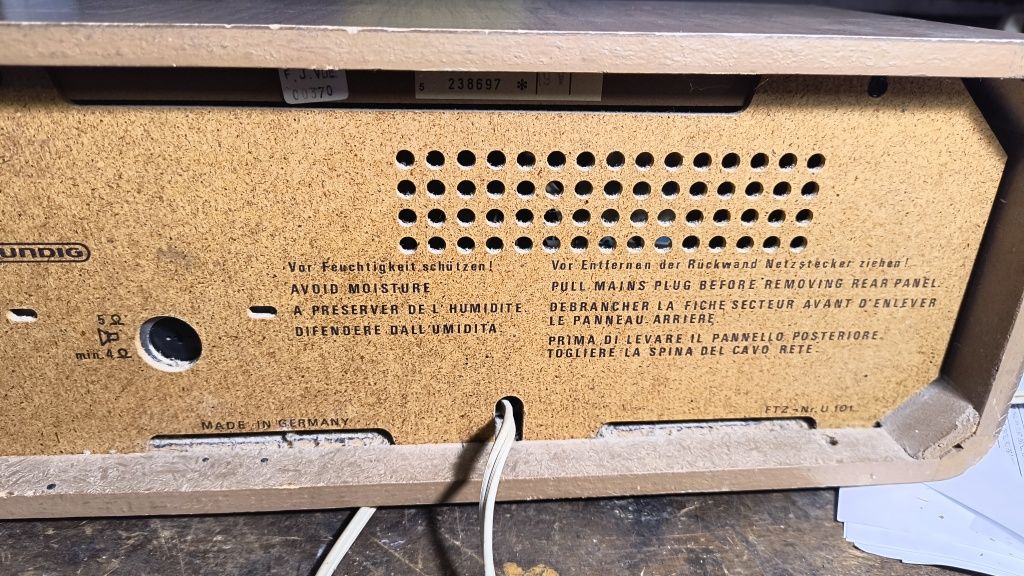 Старо радио Grundig rf 611b