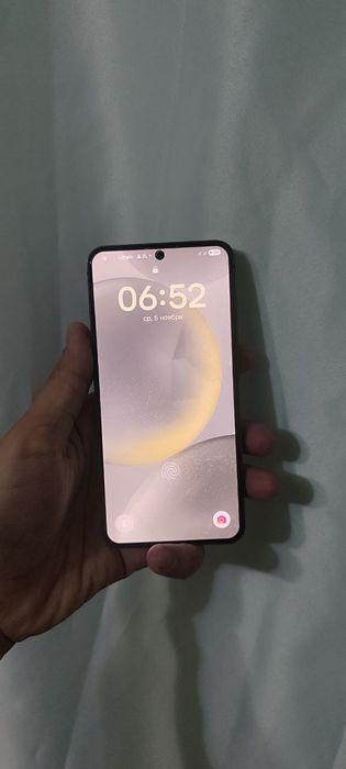 Samsung Galaxy s 24 8/256gb идеальный состояние