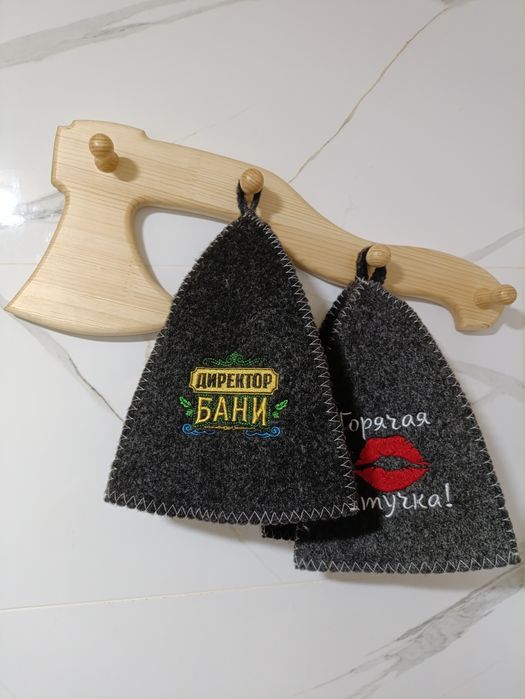 Вешалка деревянная