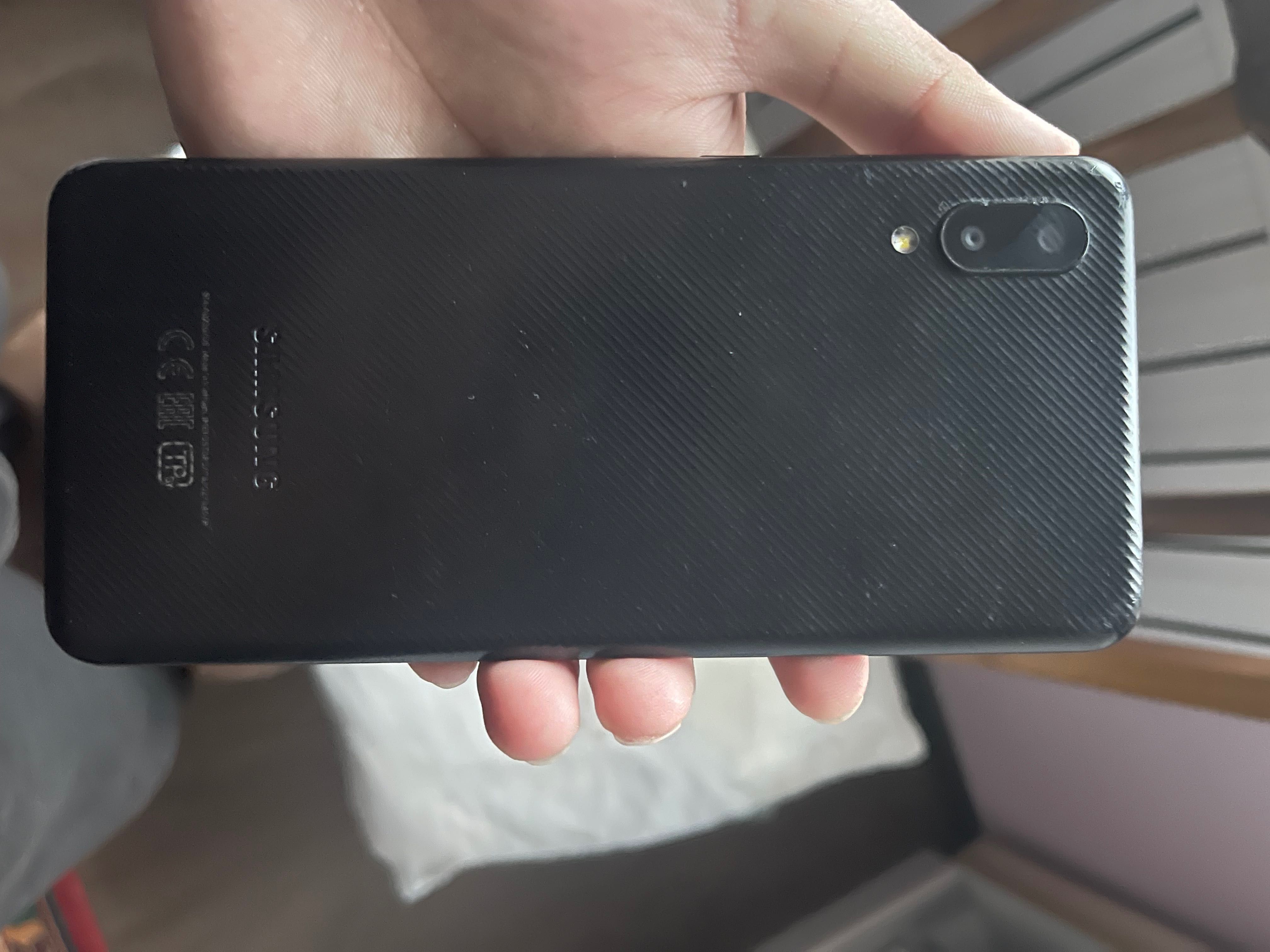 Samsung A02 yangi xolat
