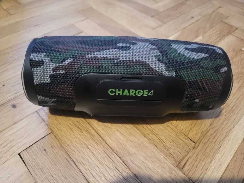 JBL Charge 4 Портативна тонколона Нова