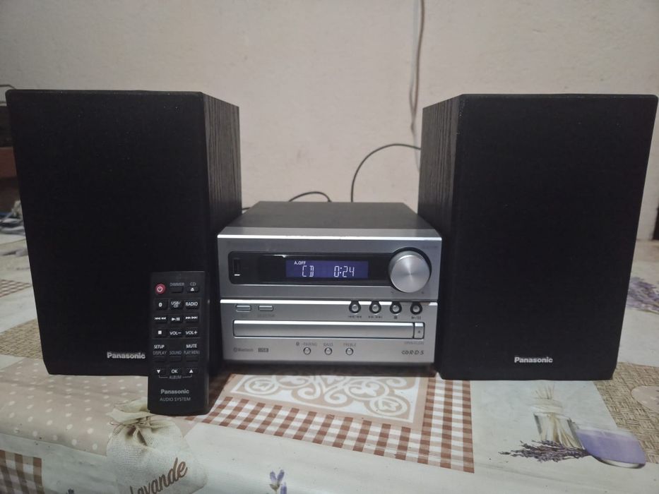 Vând sistem audio Panasonic