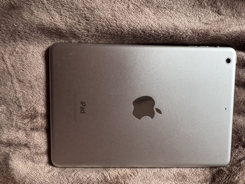 iPad mini 2 impecabil