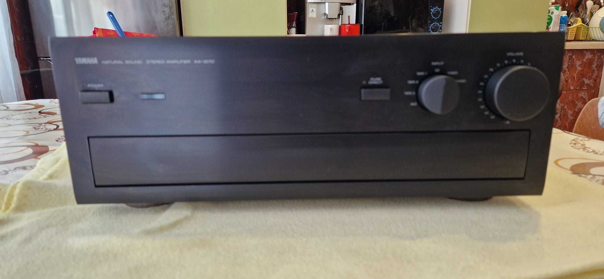 yamaha ax 1070 cu telecomanda aftermarket (model de varf)
