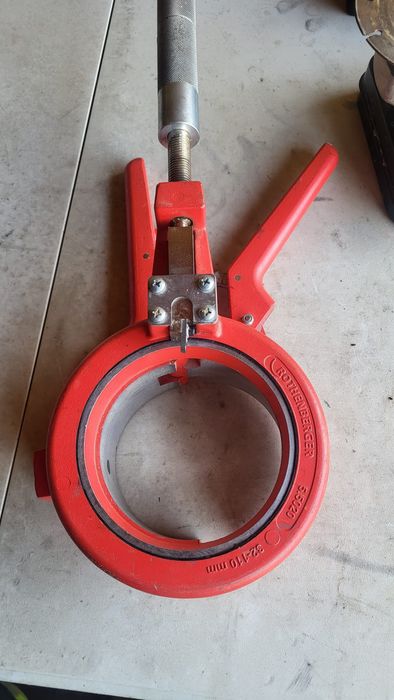 Masina profesionala de tăiat tevi Rothenberger