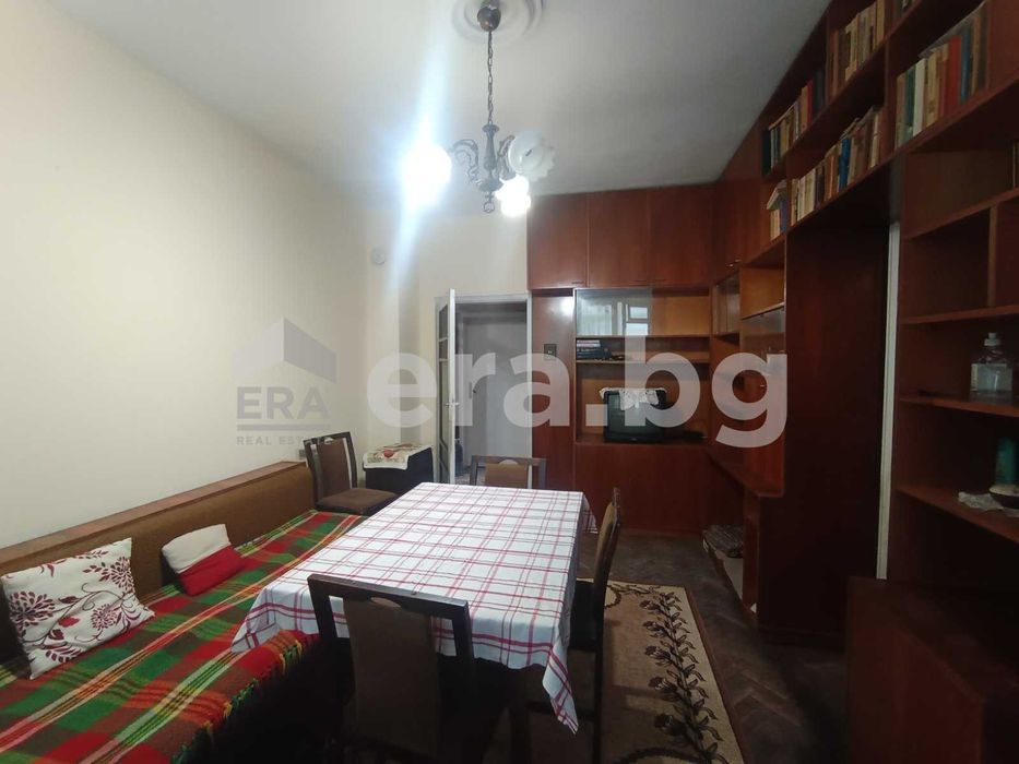 Двустаен апатамент в близост до Медицински университет за под наем