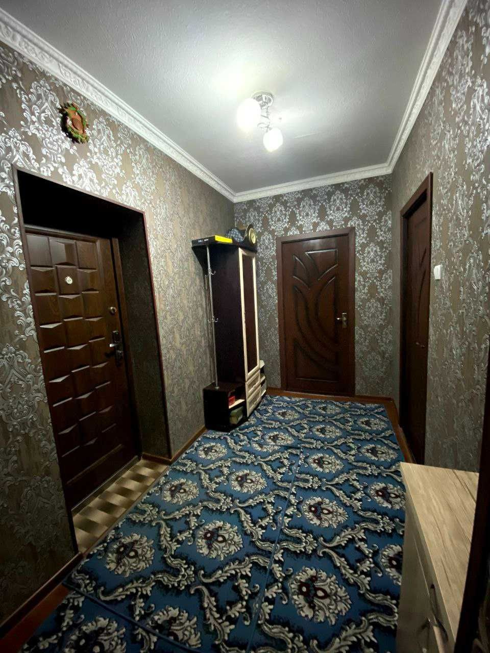 Продается уютная 2-комнатная квартира в Сергели, массив Строитель.
