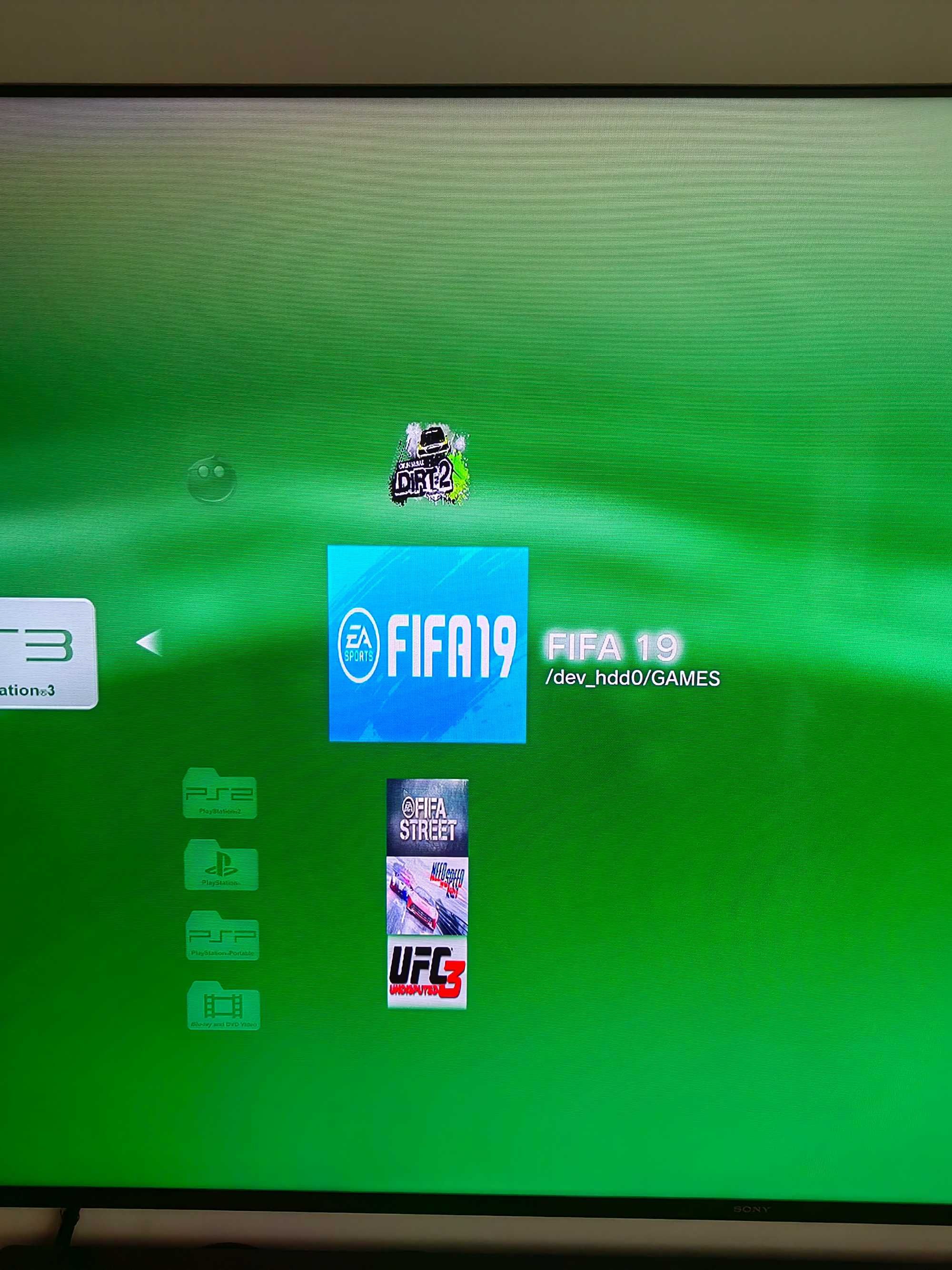 Consola jocuri ps3 PlayStation + FIFA 19 + NFS