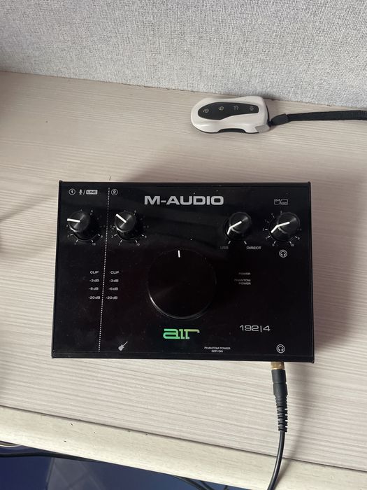 Продам звуковую карту M-AUDIO с наушниками
