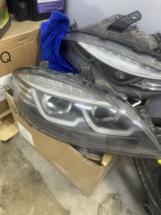 Продам фары от жентры две пары