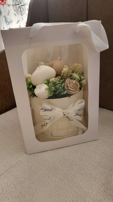 Ароматен букет от соеви свещи