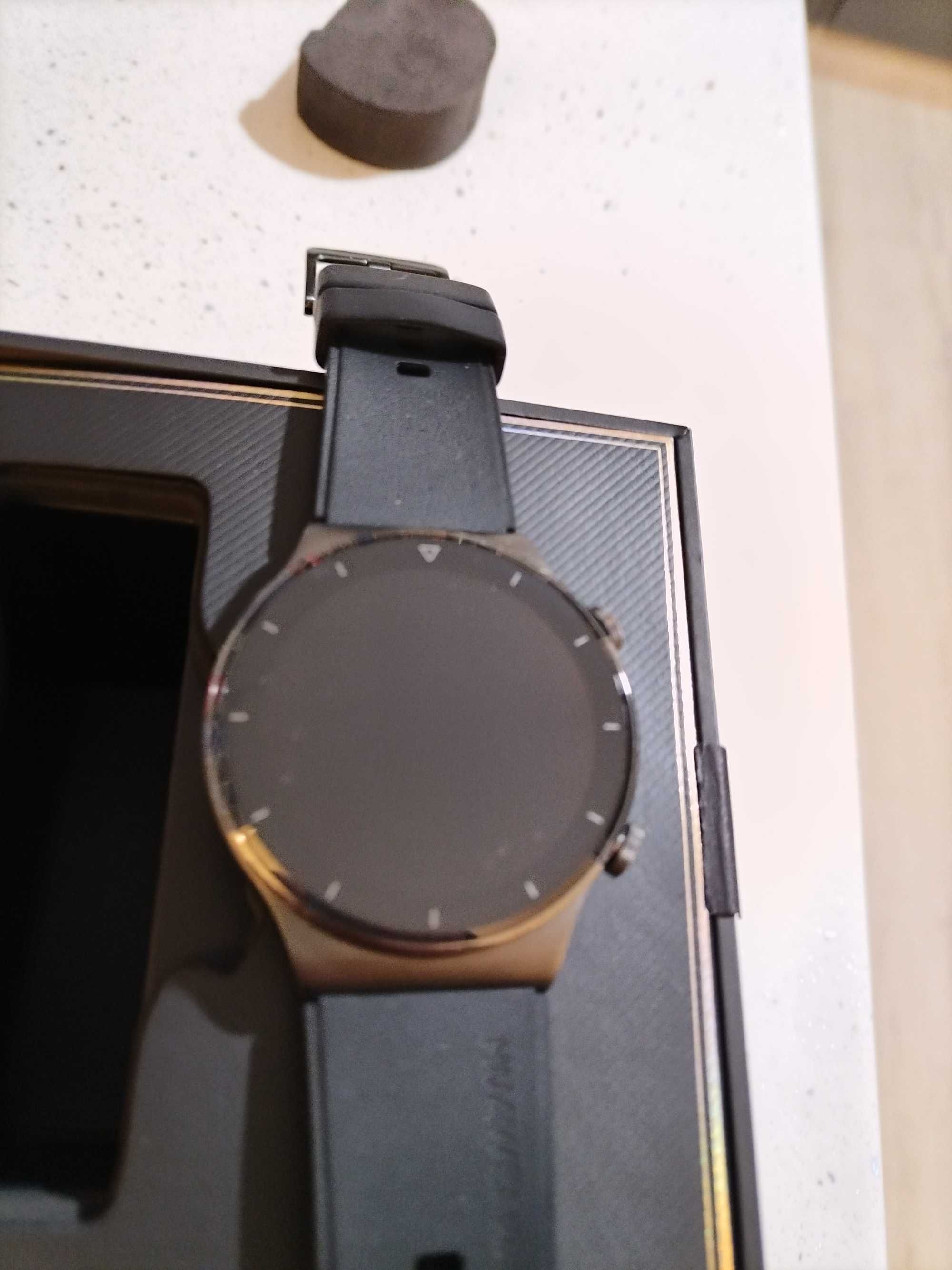 Часовник HUAWEI GT2 pro
