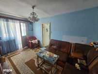 Apartament cu 3 camere de vânzare în Curtea de Argeș.