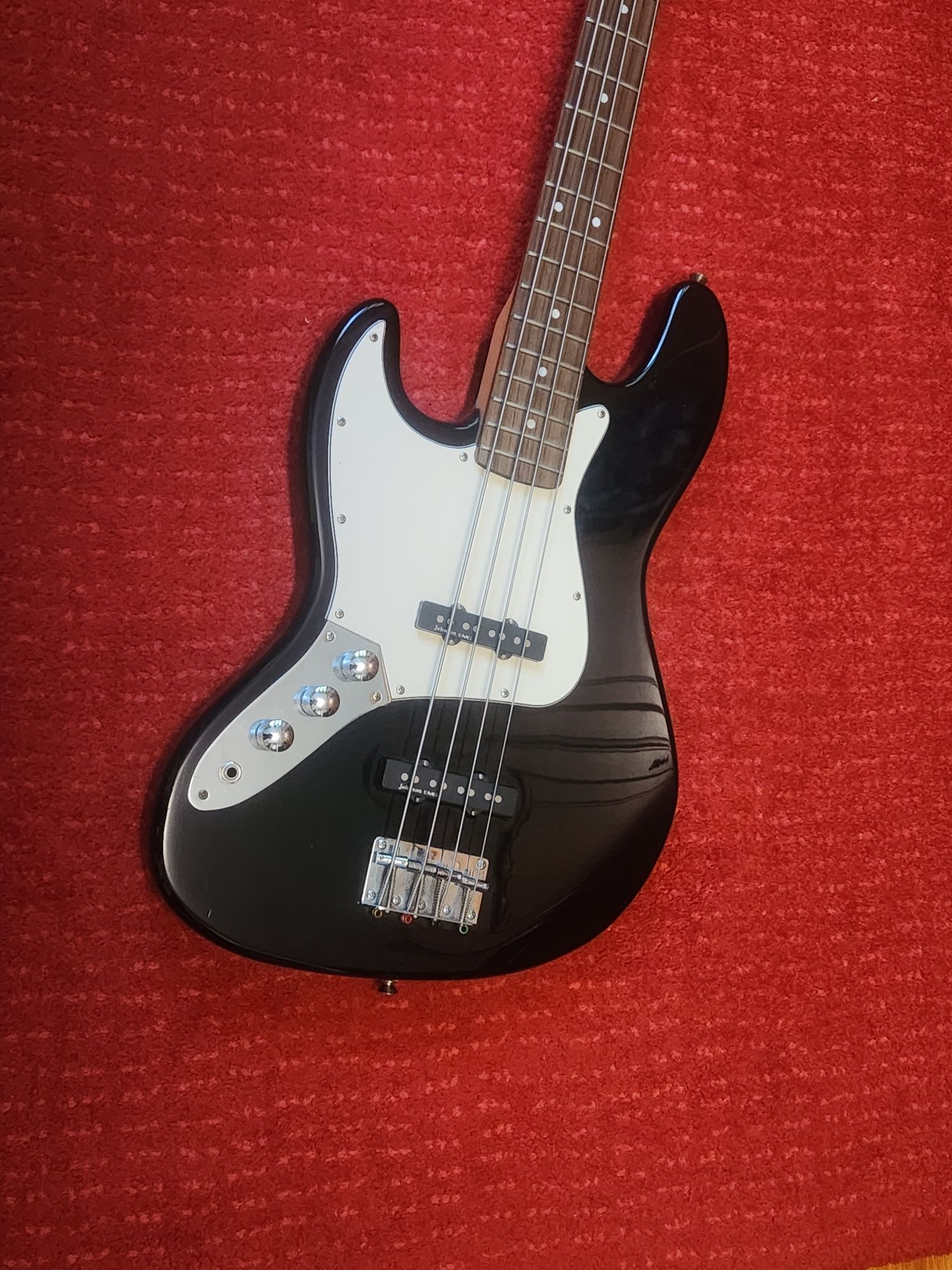 Chitara bass Johnson jazz