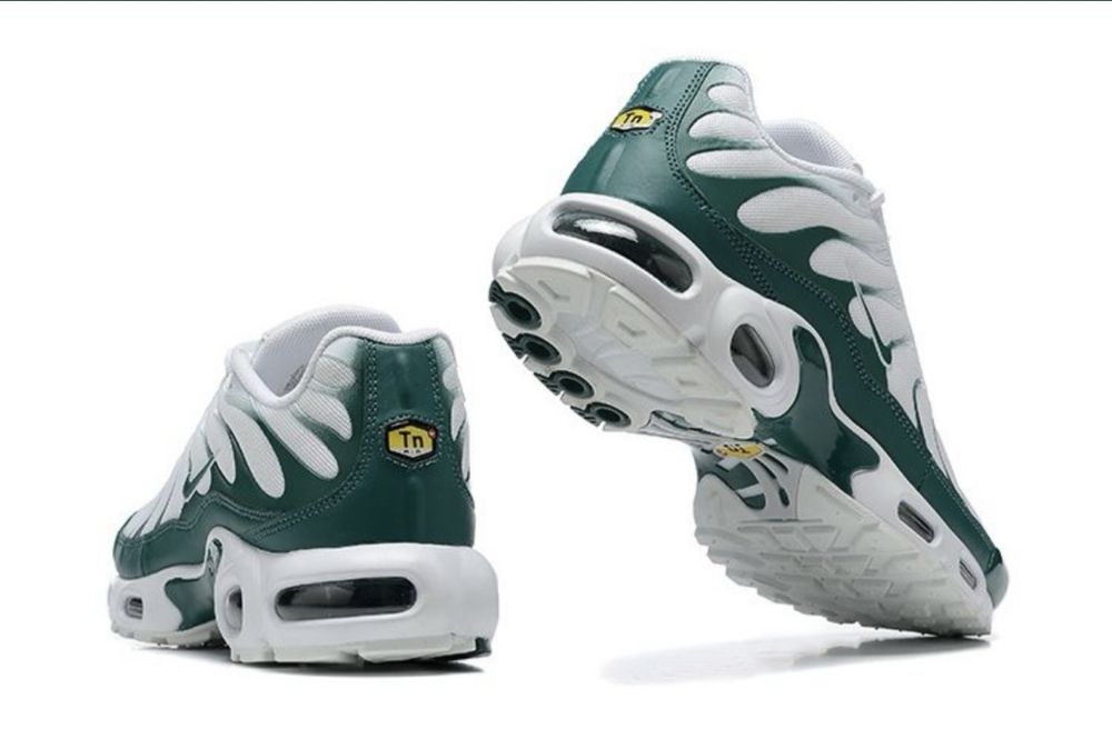Мъжки спортни обувки Nike Air Max Plus TN Lacoste