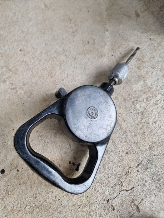 Соц и винтидж котлон, зарядно, дрелка, сандък