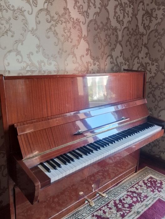 Продается фортепиано хорошего состояния