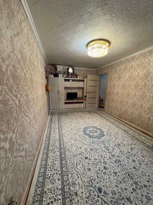 Продаю 2х комнатную квартиру по Чернышевского в Блочном доме 1 /5 эт