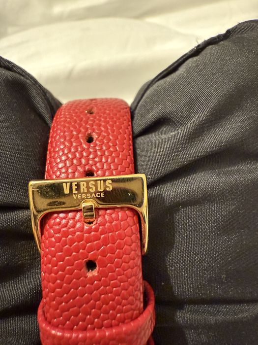 Дамски часовник Versace original