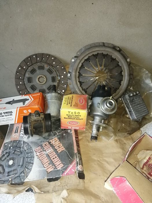 Продам запчасти на уаз.