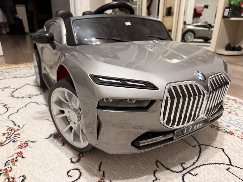 Детская машина на аккумуляторе