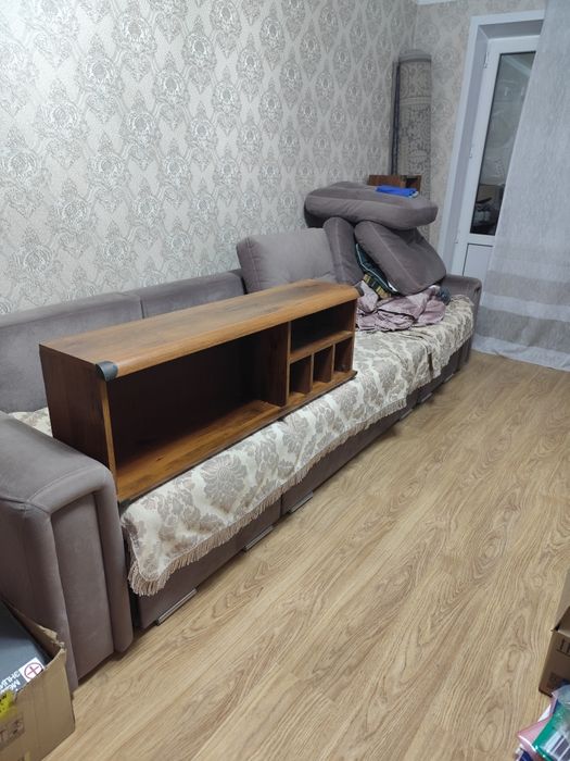 Продам книжная полка