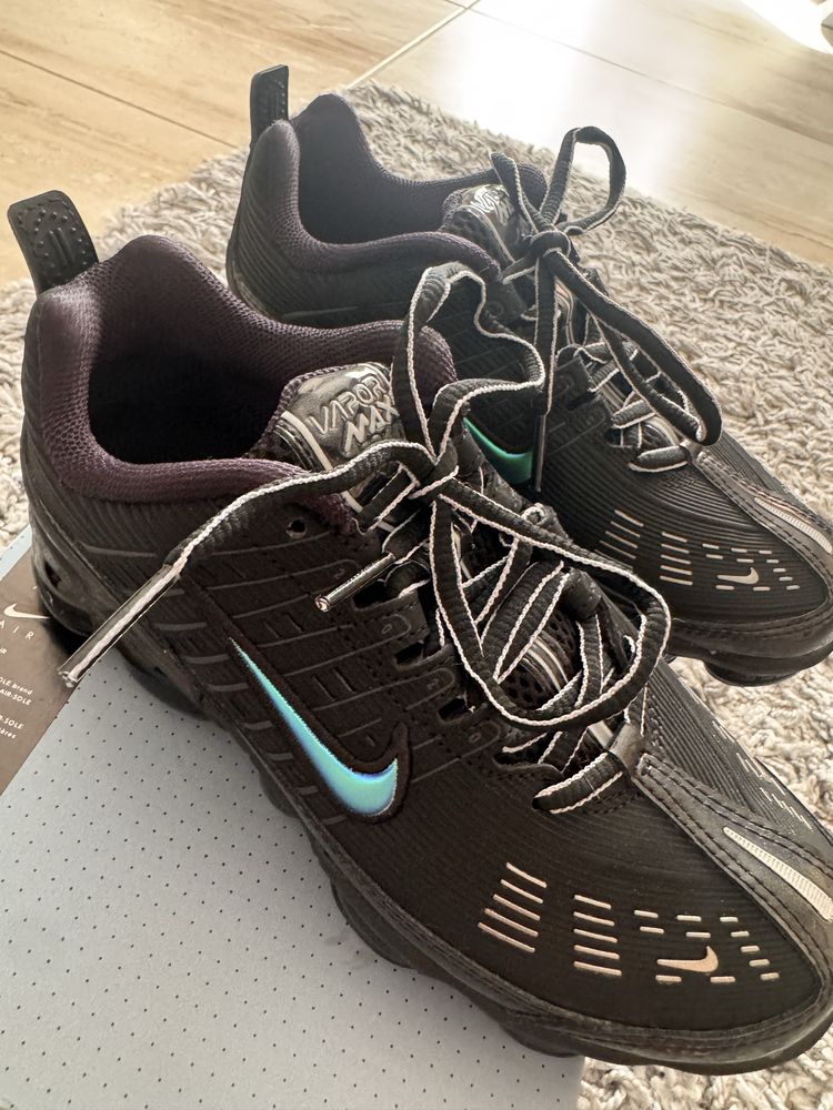 Маратонки Nike Air Vapormax 300