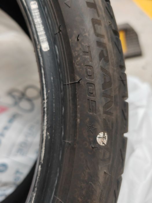 De vanzare anvelopa runflat sh 225/40/19