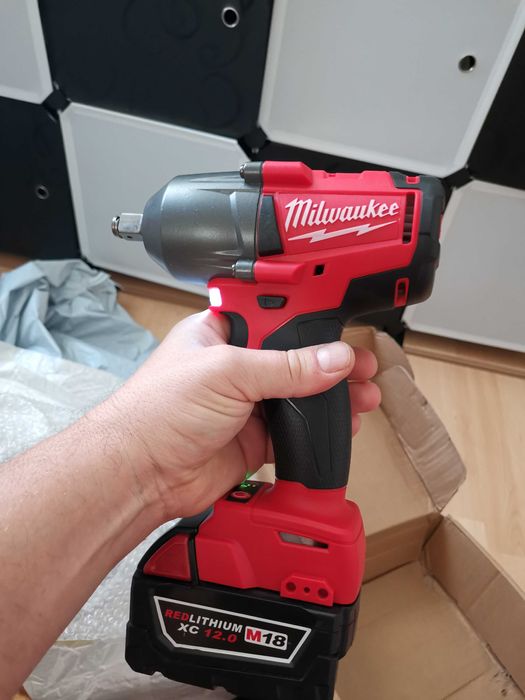 Cheie/filetanta impact pentru baterii Milwaukee