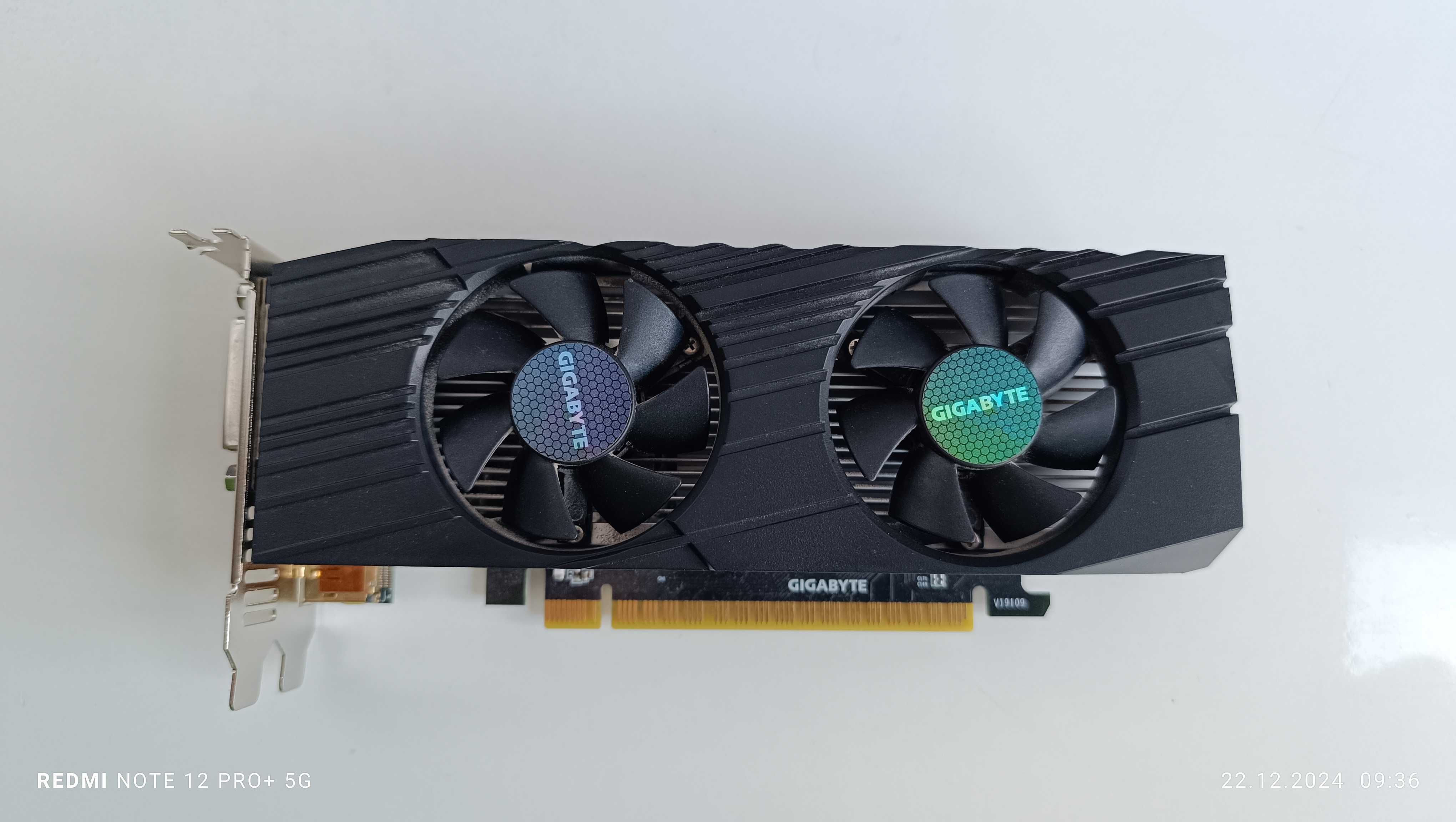 марков компютър за игри - Intel Сore i7-4770 - GTX 1650 - SSD - HDD