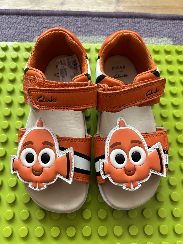 НОВИ сандали - Biomecanics, Garvalin, Clarks- 20, 26