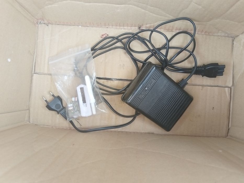 Qo'l tikuv mashinasi