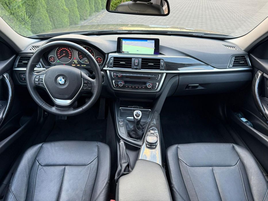 Proprietar Bmw seria 3 06/2014 Km 189.000 model Luxury impecabil