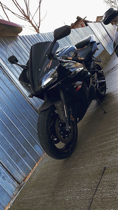 Yamaha R1 2003 cu power comander