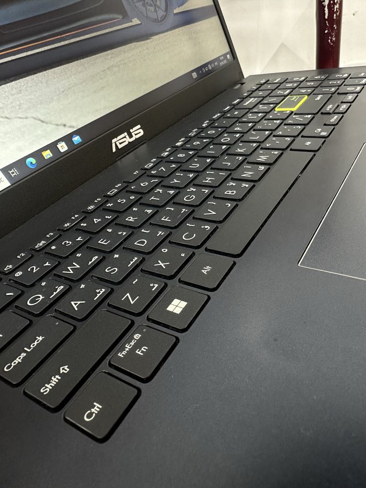 Asus Laptop intel celeron N4020 4/256ssd