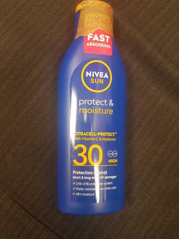 Nivea crema de plajă