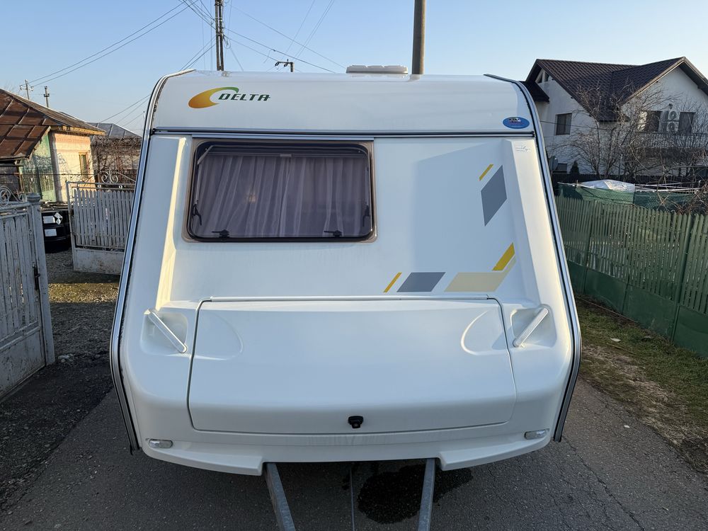 Rulota Delta Euroliner 4400,an2006,4 pers,fransbed,baie,wc fix