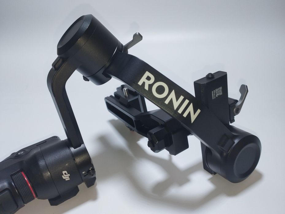 DJI RONIN RS3 Mini, zoʻr holatda yangidek