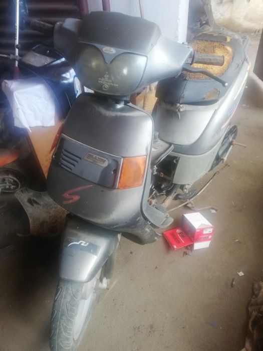 Dezmembrez Malaguti centro 50