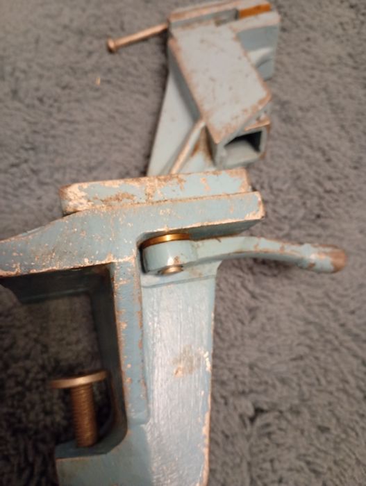 Menghina mecanica fina