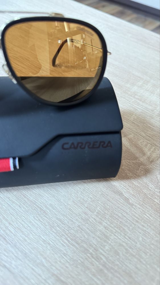 Слънчеви очила Carrera