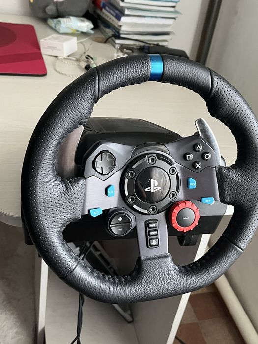 Продам игровой руль logitech g29 состояние отличное