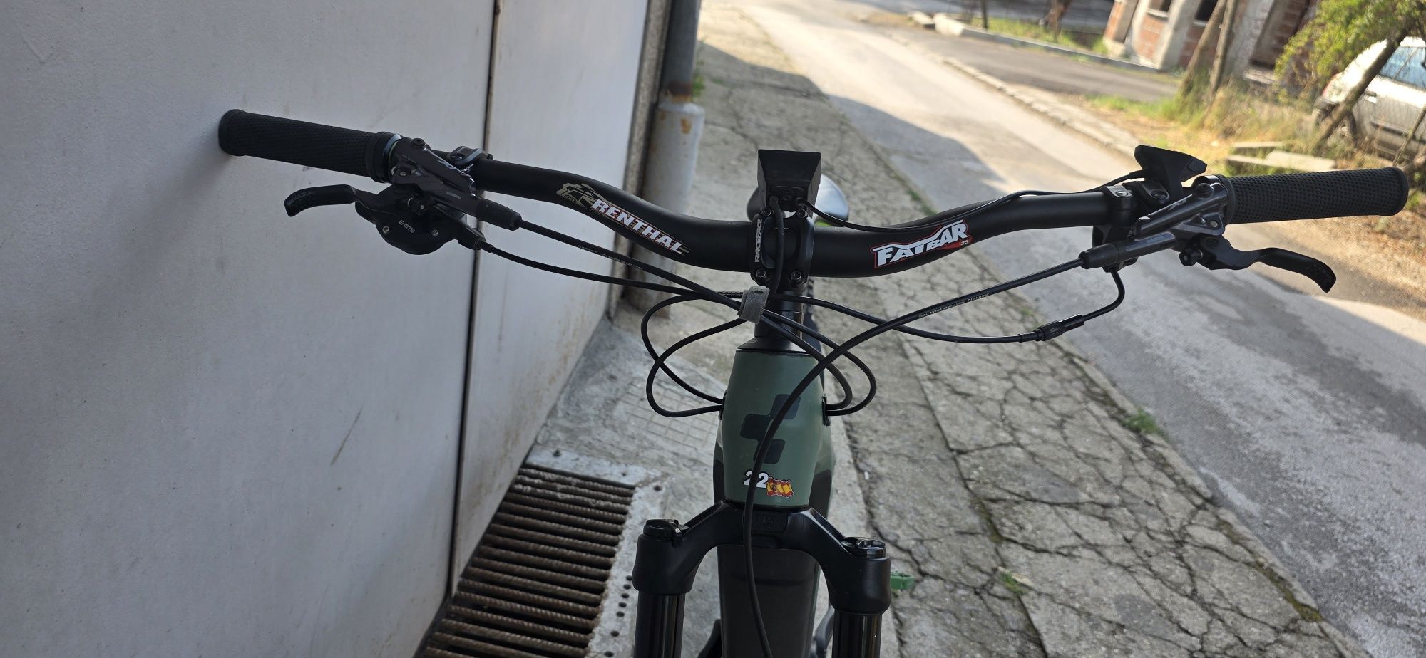 Е-байк на 65км. Cube stereo 140 hybrid 29